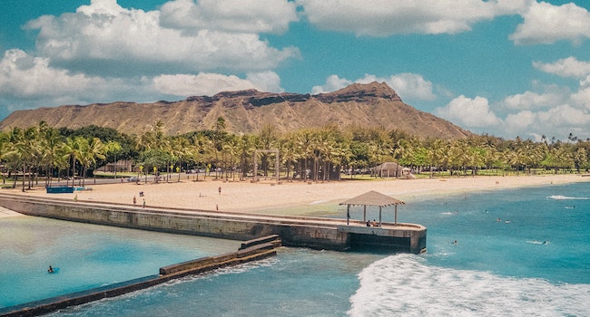Is Oahu located on the same Island as Honolulu?